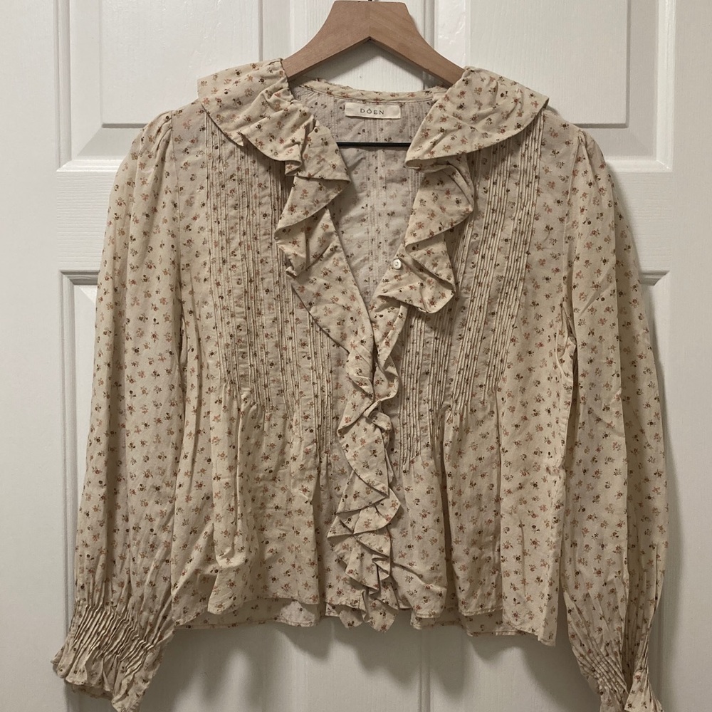 Doen Cream Floral Ruffle Blouse - Picture 2 of 5